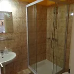 Budai Panzio 3*