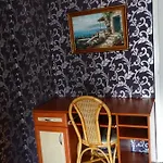 לינה וארוחת בוקר Budai Panzio 3*