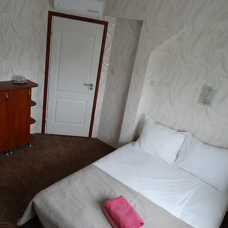 Budai Panzio Отель типа 