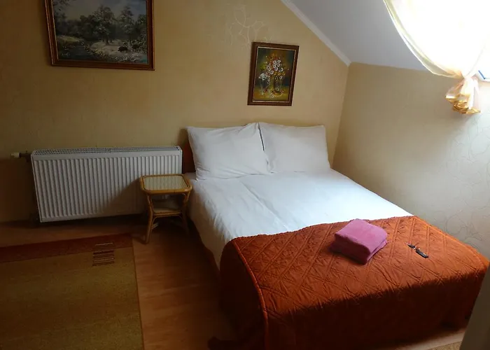 Couette-café Budai Panzio 3*