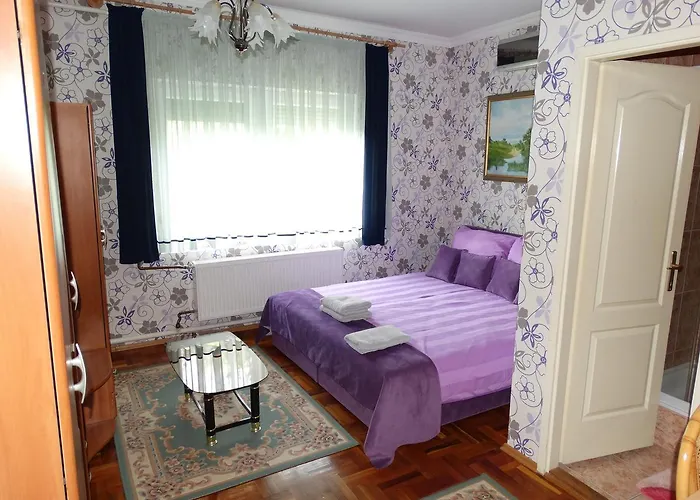 Budai Panzio Oda ve Kahvaltı İstolni Belgrad